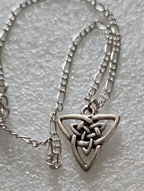 Hand Crafted Silver Celtic Knot Triangle Bracelet / Anklet